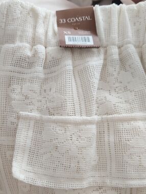 33 Coastal Women's Cream Lace Trousers - XS